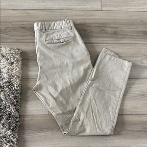 Mens Old Navy Athletic Built-In Flex Khaki Pants
